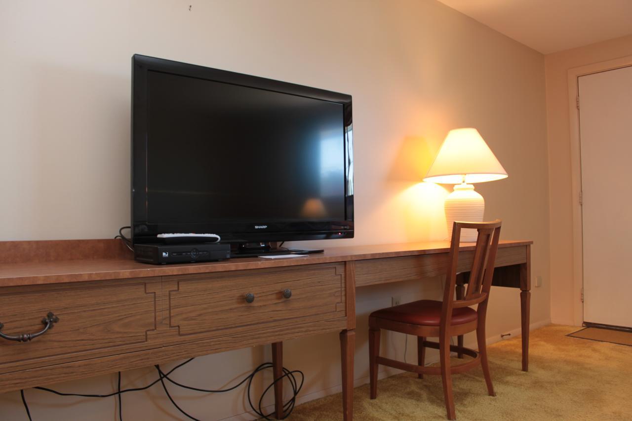 Inn Between The Beaches & Villager ยอร์ก ภายนอก รูปภาพ