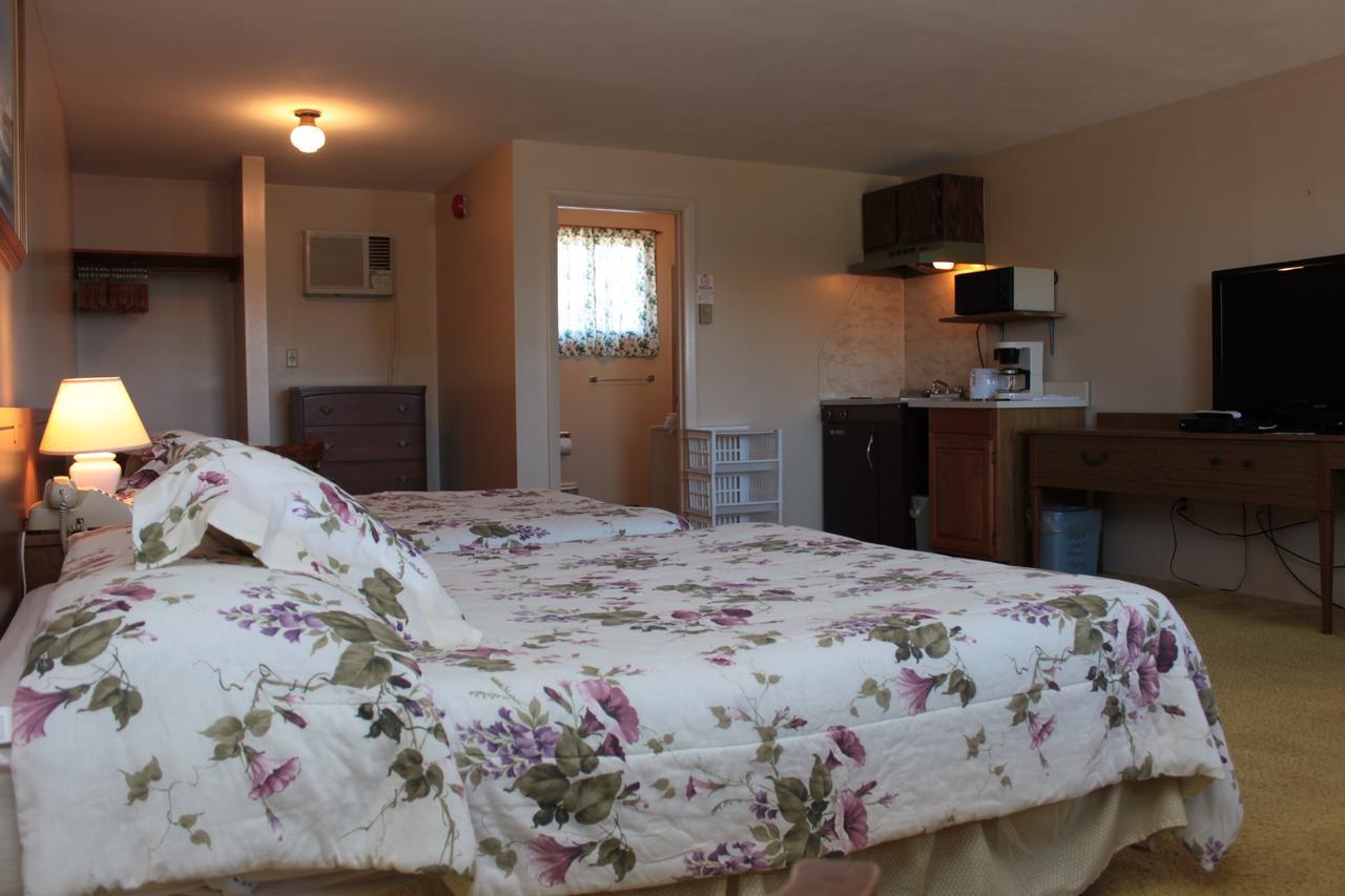 Inn Between The Beaches & Villager ยอร์ก ภายนอก รูปภาพ