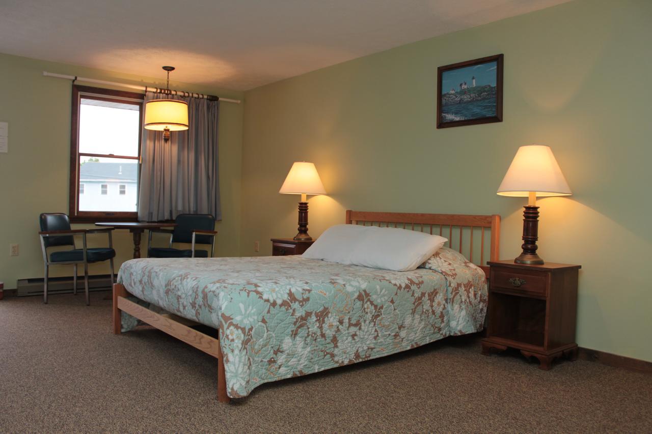 Inn Between The Beaches & Villager ยอร์ก ภายนอก รูปภาพ