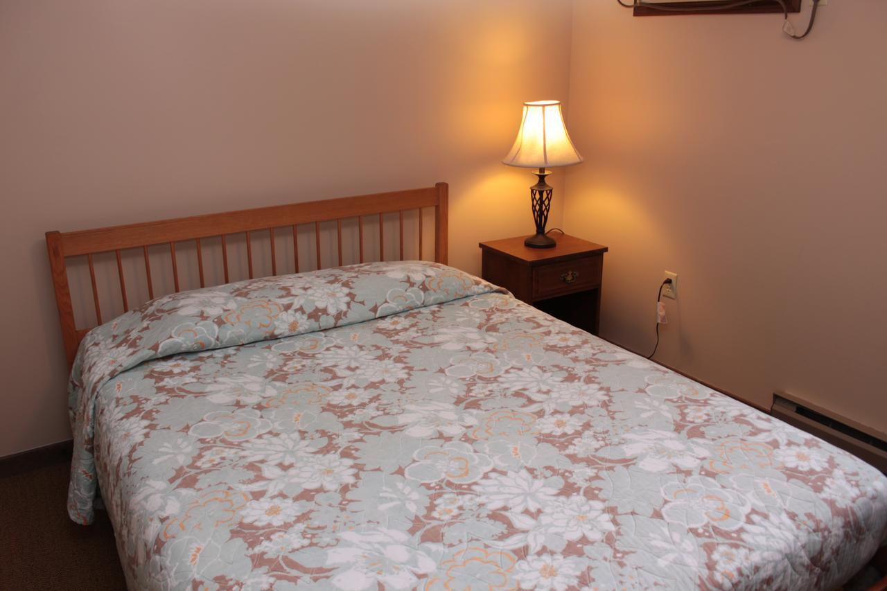 Inn Between The Beaches & Villager ยอร์ก ภายนอก รูปภาพ